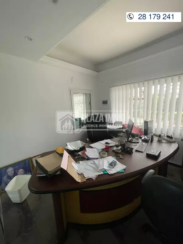 A Louer Bureau au Lac 1