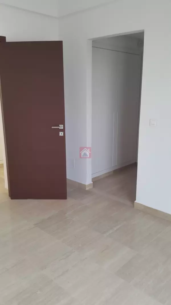 Penthouse à Vendre Luxe et Confort avec piscine à Ain Zaghouan Nord