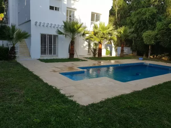 Villa Prestigieuse à Gammarth Supérieur
