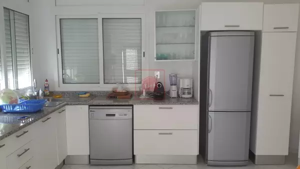 Villa Prestigieuse avec Piscine au Lac 2