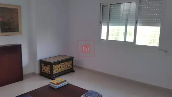 Villa Prestigieuse avec Piscine au Lac 2