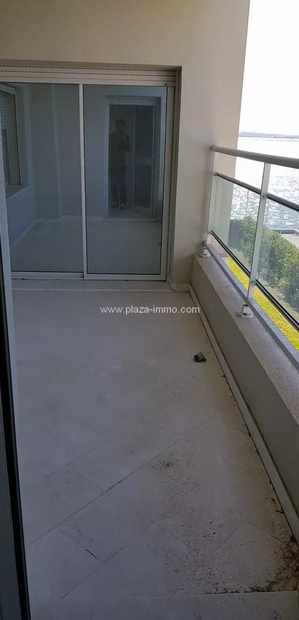 Appartement S3 avec Vue sur Lac dans une Petite Résidence