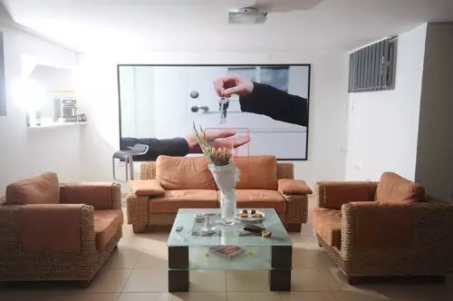 Bureau Rez de Jardin de 120m² au Lac2 à Louer