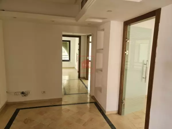 Bureau au Lac 1 Emplacement Prestigieux