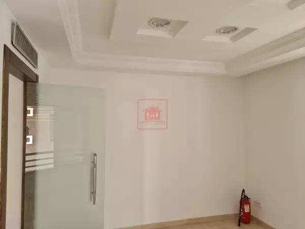 Bureau au Lac 1 Emplacement Prestigieux