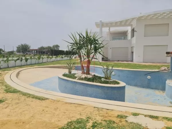 Villa de Maître Exceptionnelle à Hammamet