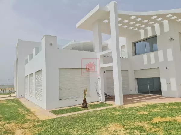 Villa de Maître Exceptionnelle à Hammamet