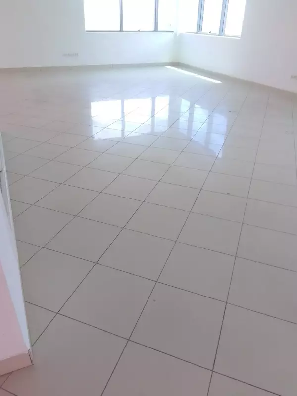 Bureau Hall+3 au Lac 2