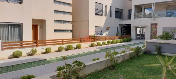 Appartements et Villas avec Piscine à Gammarth