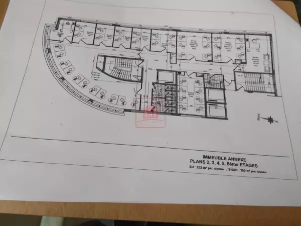 Espace de Bureau au Cœur des Berges du Lac 2