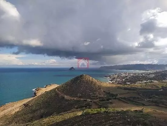 Beau Terrain à Ras Jbel