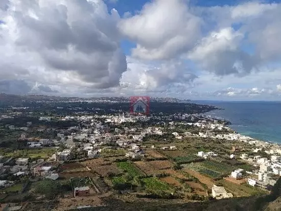 Beau Terrain à Ras Jbel