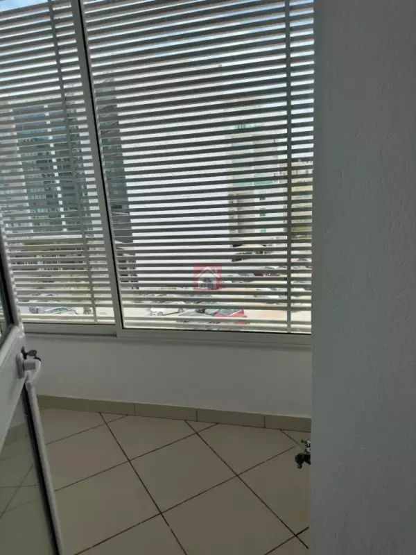 Éblouissant Bureau à Louer Espace Exceptionnel au Coeur de Lac 2