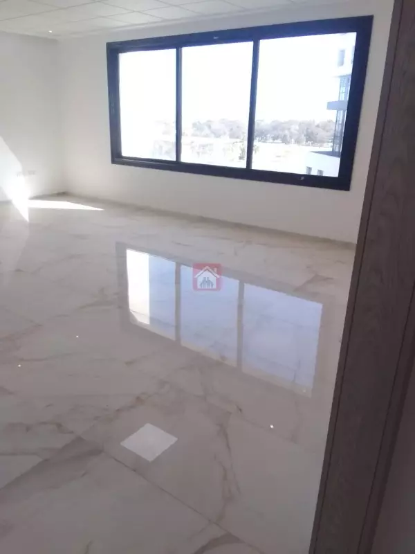 Bureau de Prestige au Cœur des Berges du Lac 2