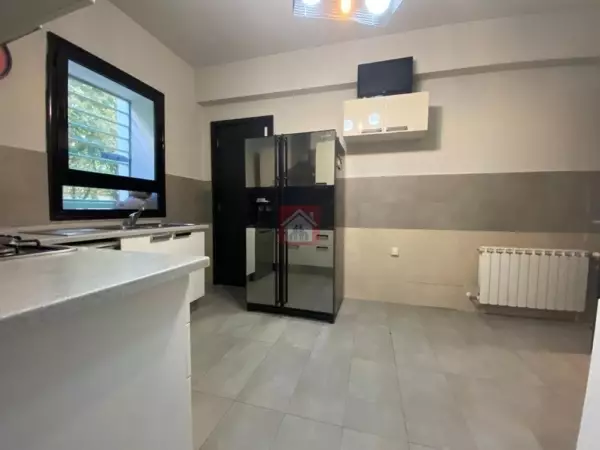 Un Beau et Lumineux Duplex au Lac 2