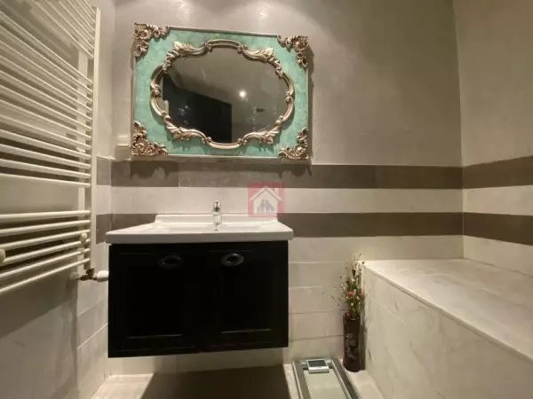 Un Beau et Lumineux Duplex au Lac 2