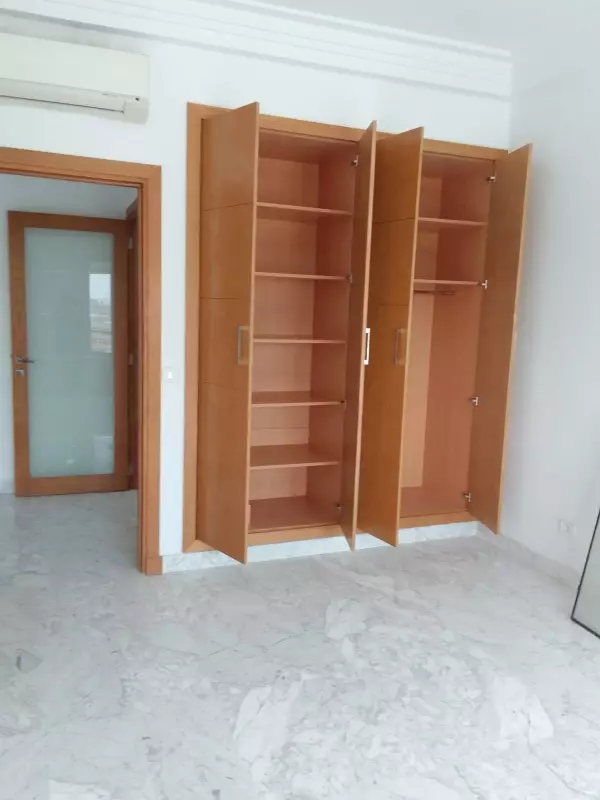 Un Spacieux Appartement S4 au Lac 2