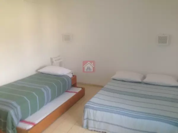 Maison Bien Placée à El Hawaria