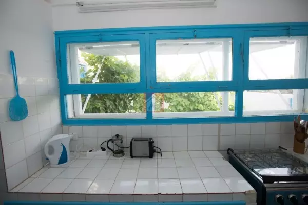 Maison Bien Placée à El Hawaria