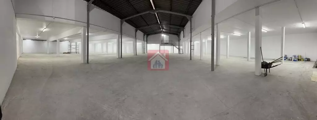 Showroom à Charguia1