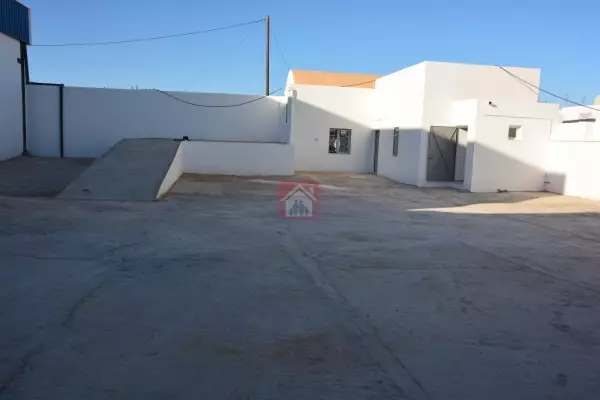Dépôt à Mellita Djerba