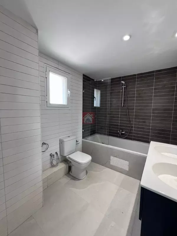 Penthouse Exceptionnel au Lac 2