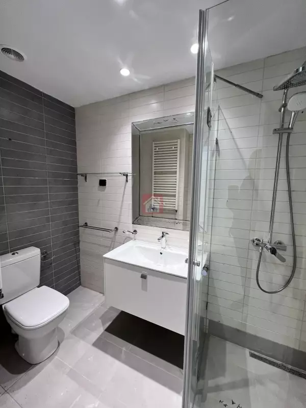 Penthouse Exceptionnel au Lac 2