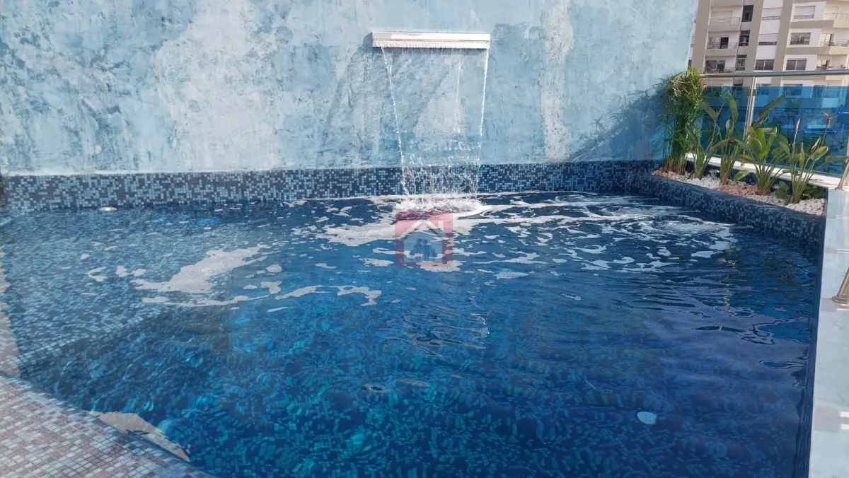 Élégant Loft Meublé avec Piscine au Lac 2