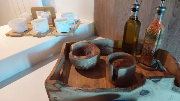 Élégant Loft Meublé avec Piscine au Lac 2