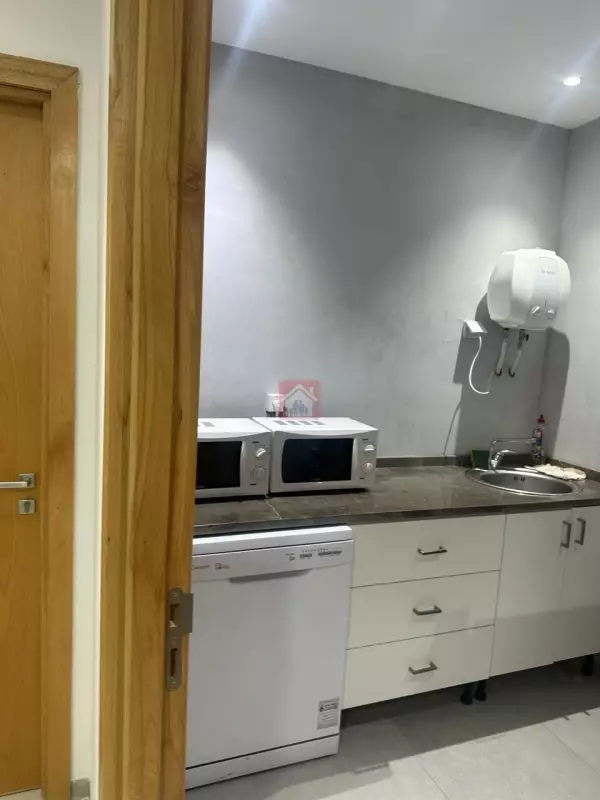 Immeuble bureautique moderne à la zone industrielle de Kherreddine