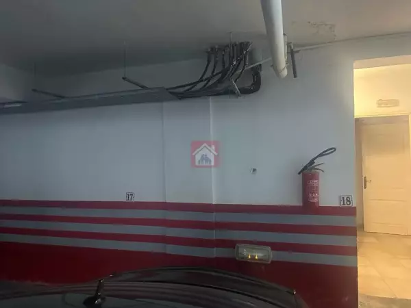 Bel Appartement de 300m² au Lac 2