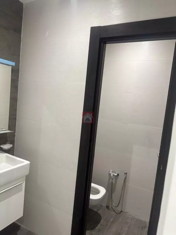 Bureau de 220m² au Lac 2