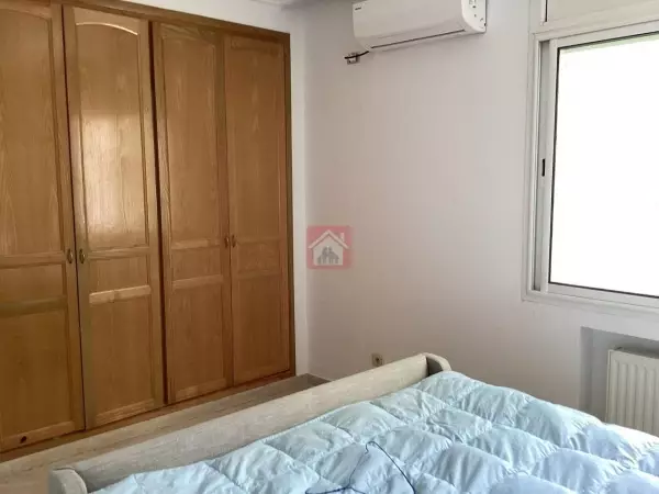 Beau Triplex de 302m² sur la Route de Gammarth