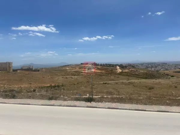 Magnifique Terrain à Jardin d'Ennasr
