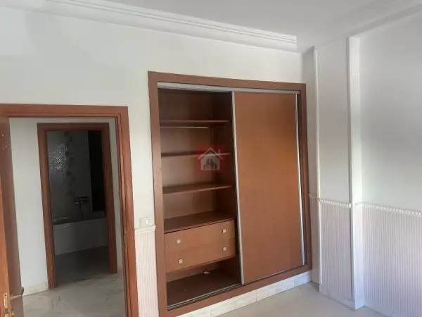 Magnifique Appartement S2 à Cité Ennasr 2