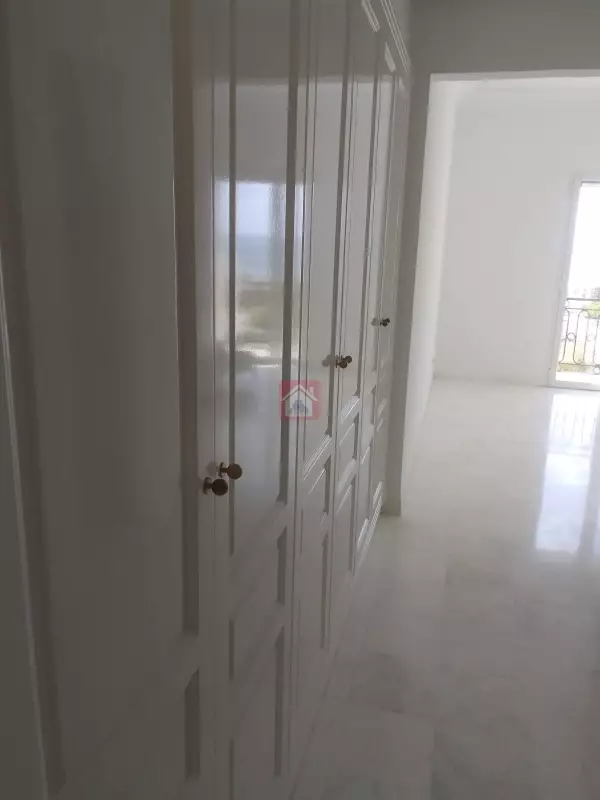 Splendide Appartement à Louer Vue Exceptionnelle sur le Lac