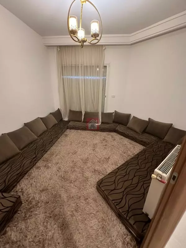 Éblouissant Appartement Meublé à Louer au Lac 2