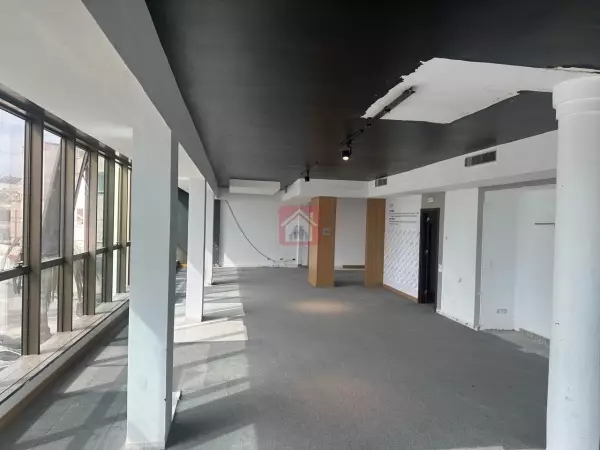 Sensationnel Location Open Space sur la route de la Marsa