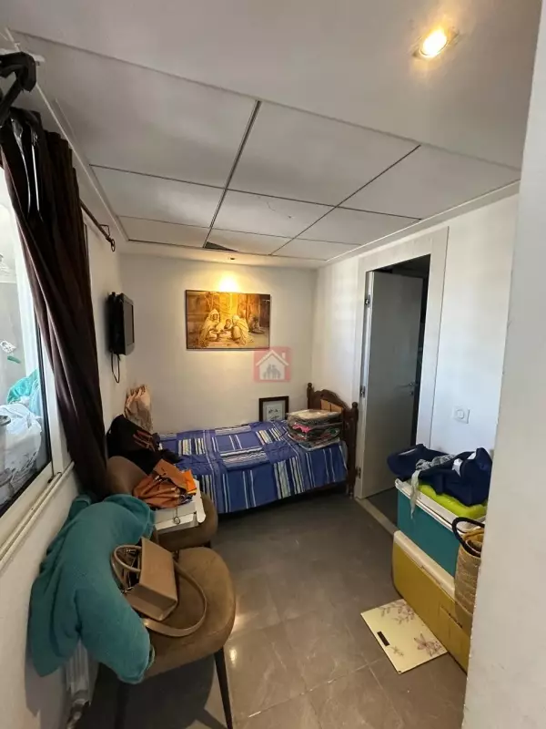 Éblouissant Penthouse à Vendre au Lac 2