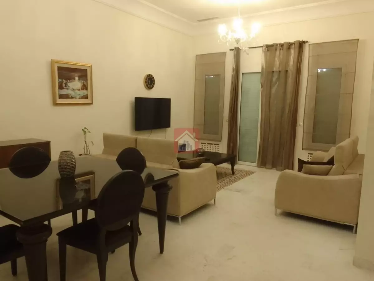 Élégant Appartement à Louer Vue Époustouflante sur le Lac