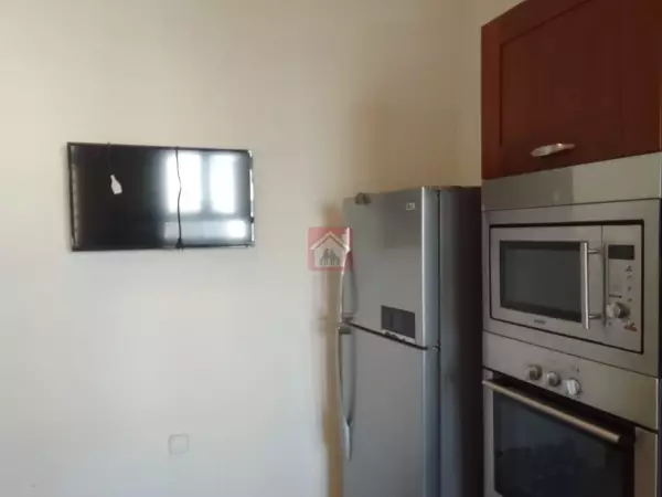 Élégant Appartement à Louer Vue Époustouflante sur le Lac