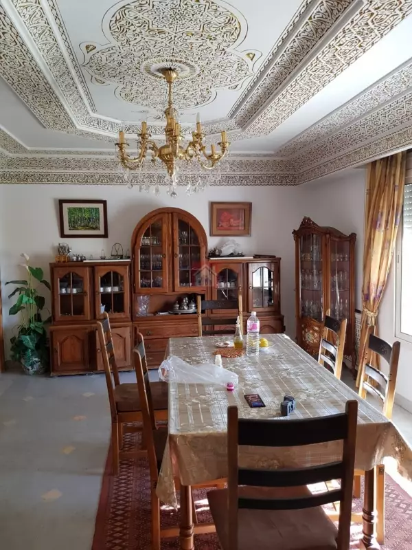 A Vendre Éblouissante Villa de Prestige à Carthage