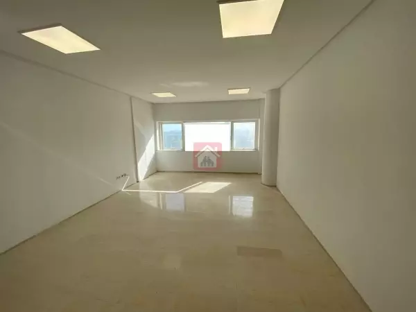 Absolument Idéal : bureau location Lac 2 Tunis de 80m²