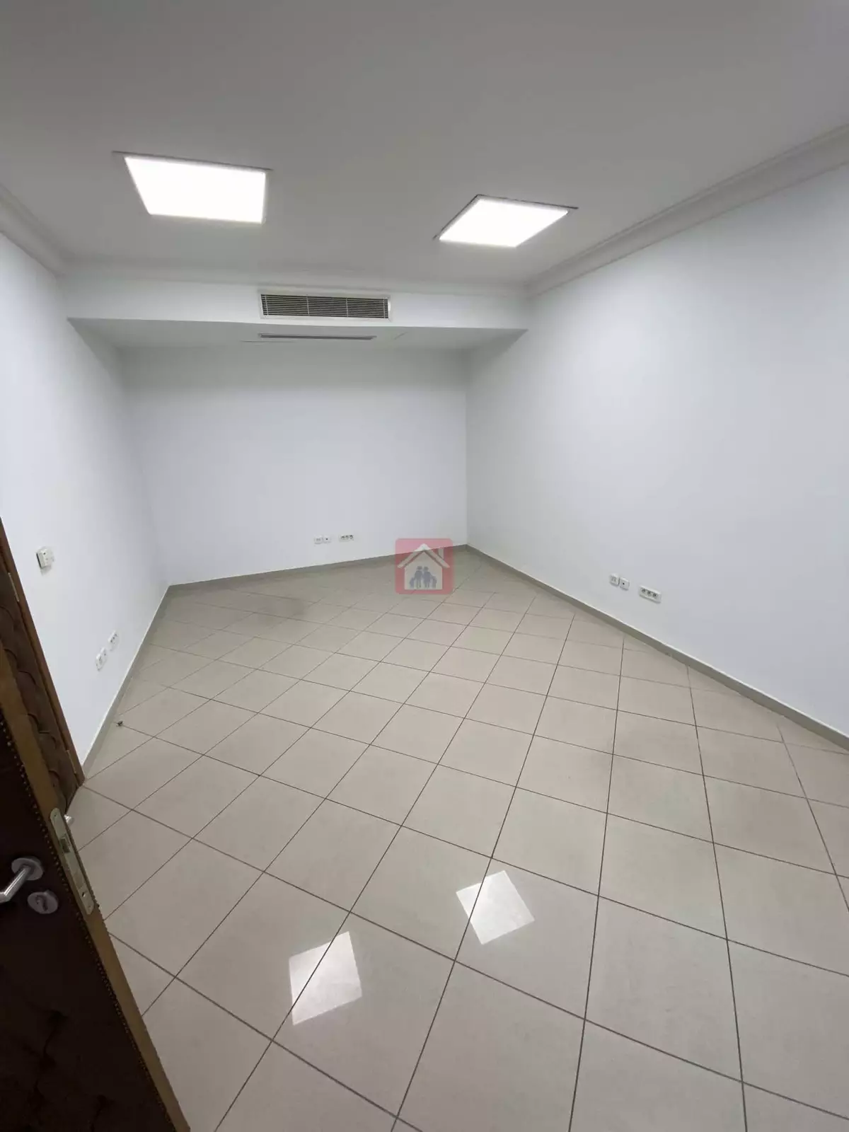 Exclusif : Location de Bureau Époustouflant au Cœur du Lac 2