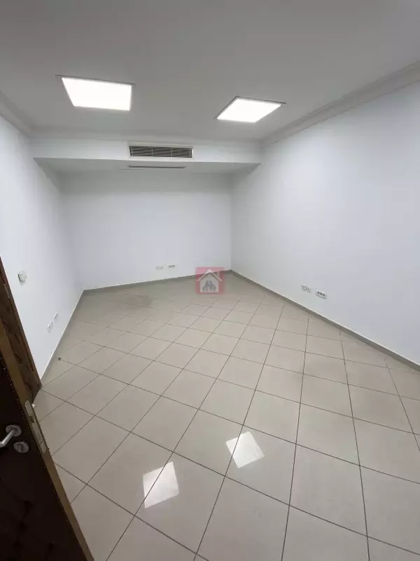 Exclusif : Location de Bureau Époustouflant au Cœur du Lac 2