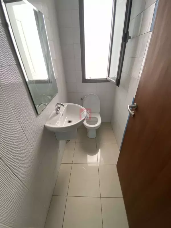 Exclusif : Location de Bureau Époustouflant au Cœur du Lac 2