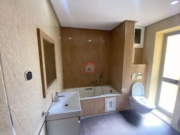 Exclusif : Appartement S2 Meublé À Louer au Cœur du Lac 2