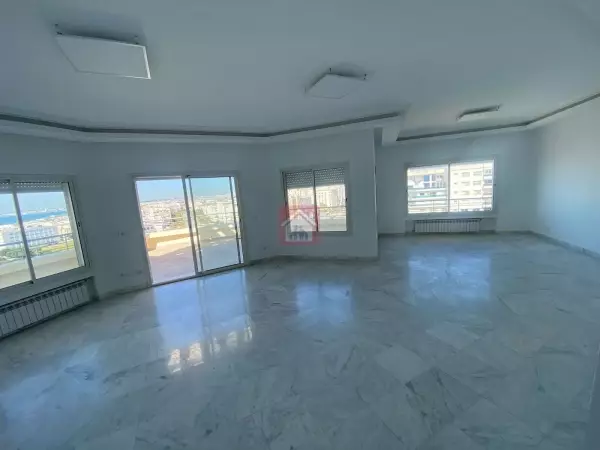 Location de Bureau de Luxe au Lac 2