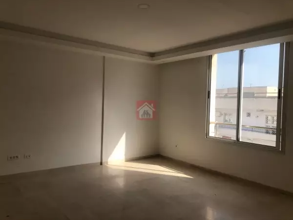 Bureau à louer au Kram, surface 55, 60 ou 70 m²