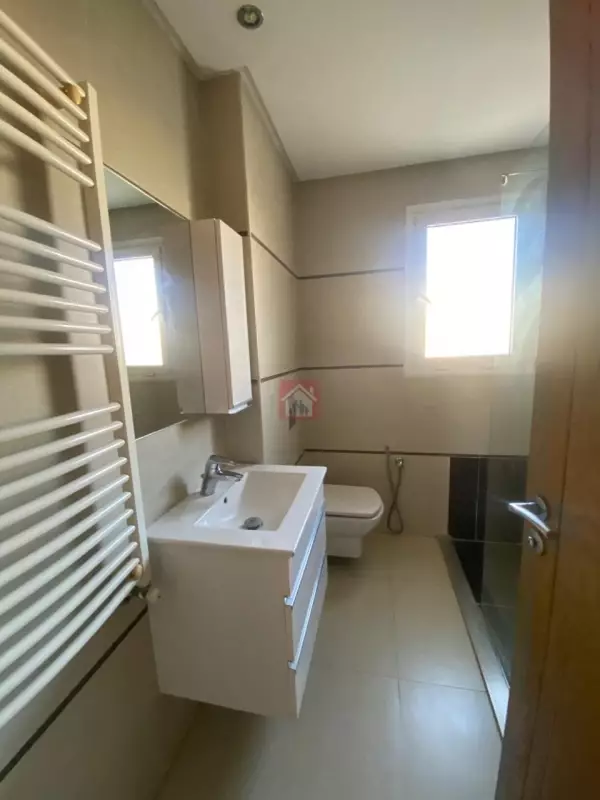 Appartement S3 avec Vue sur Lac dans une Petite Résidence